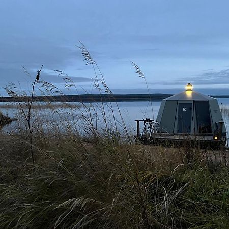 Vikajaervi Lake View Experience Igloos روفانييمي المظهر الخارجي الصورة