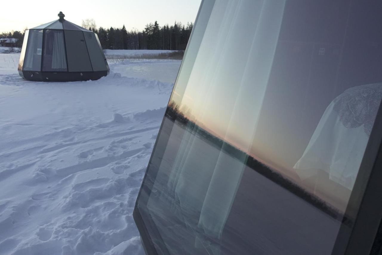 Vikajaervi Lake View Experience Igloos روفانييمي المظهر الخارجي الصورة