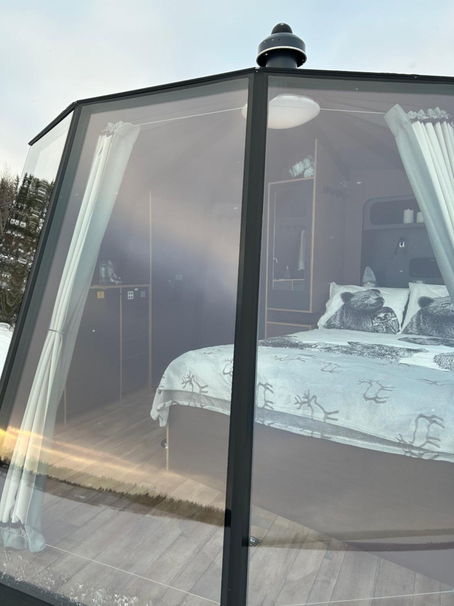 Vikajaervi Lake View Experience Igloos روفانييمي المظهر الخارجي الصورة