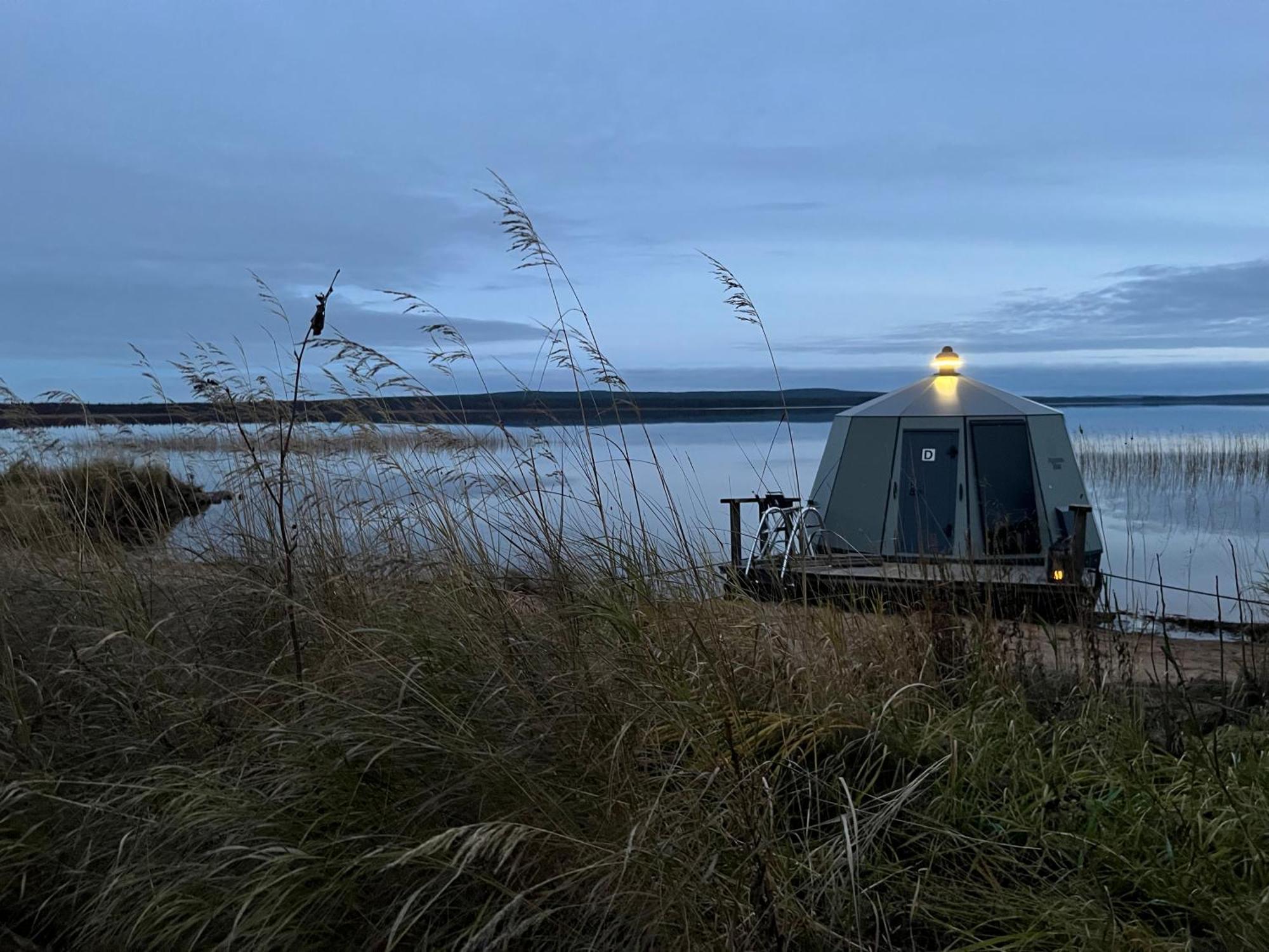 Vikajaervi Lake View Experience Igloos روفانييمي المظهر الخارجي الصورة