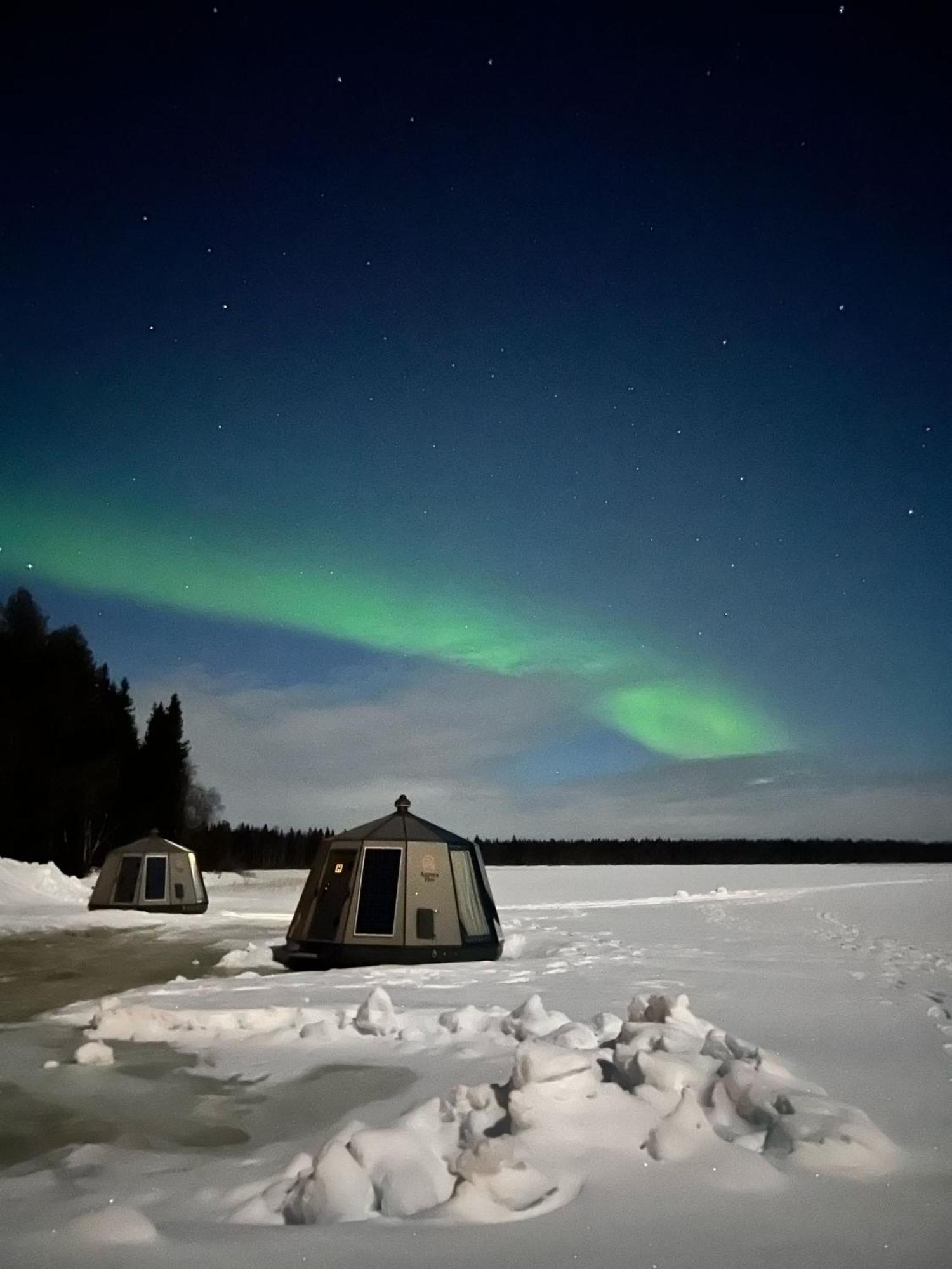 Vikajaervi Lake View Experience Igloos روفانييمي المظهر الخارجي الصورة
