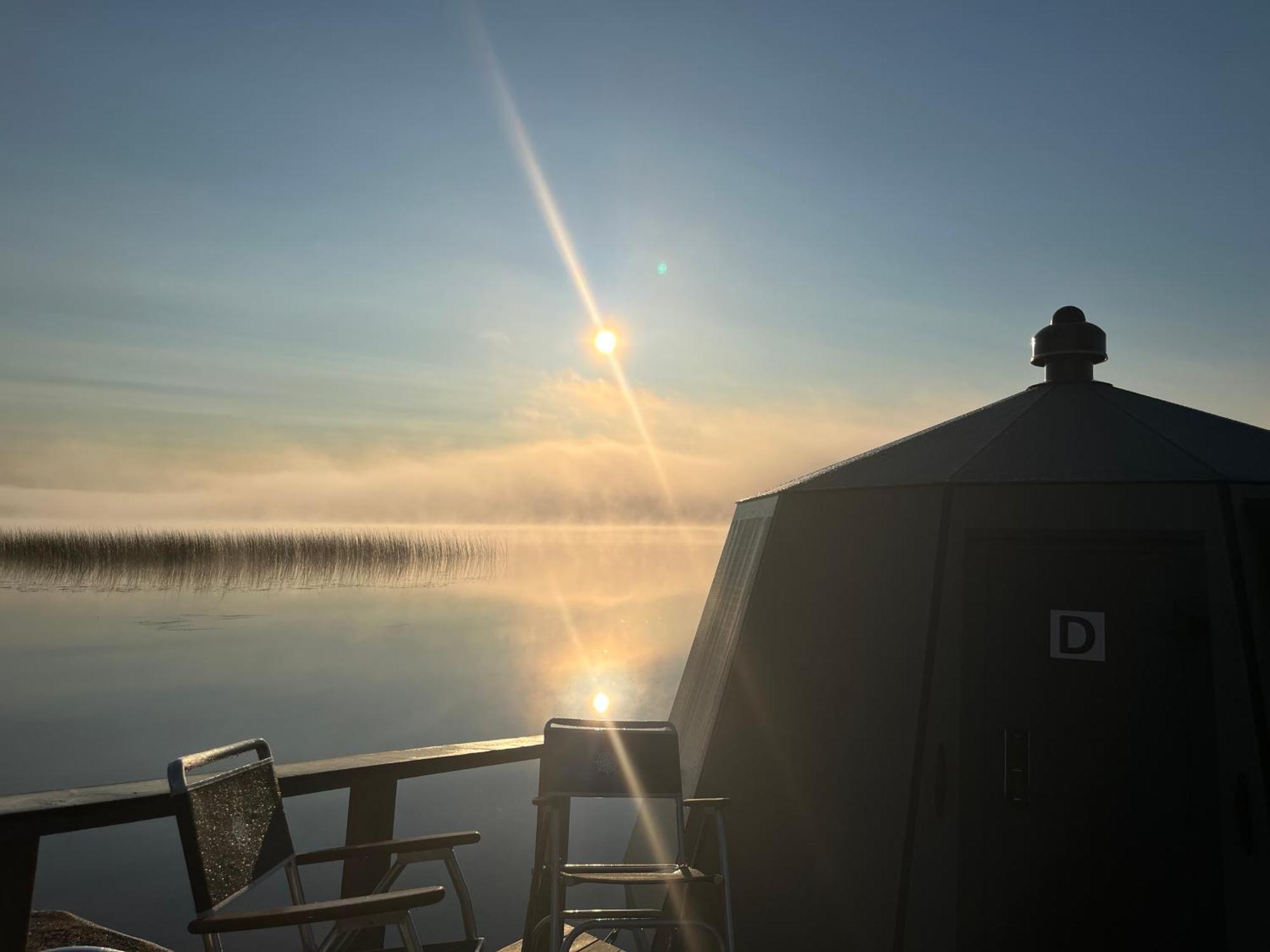 Vikajaervi Lake View Experience Igloos روفانييمي المظهر الخارجي الصورة