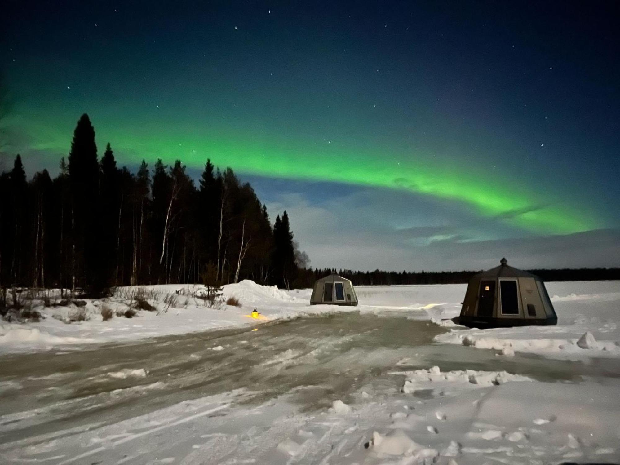 Vikajaervi Lake View Experience Igloos روفانييمي المظهر الخارجي الصورة